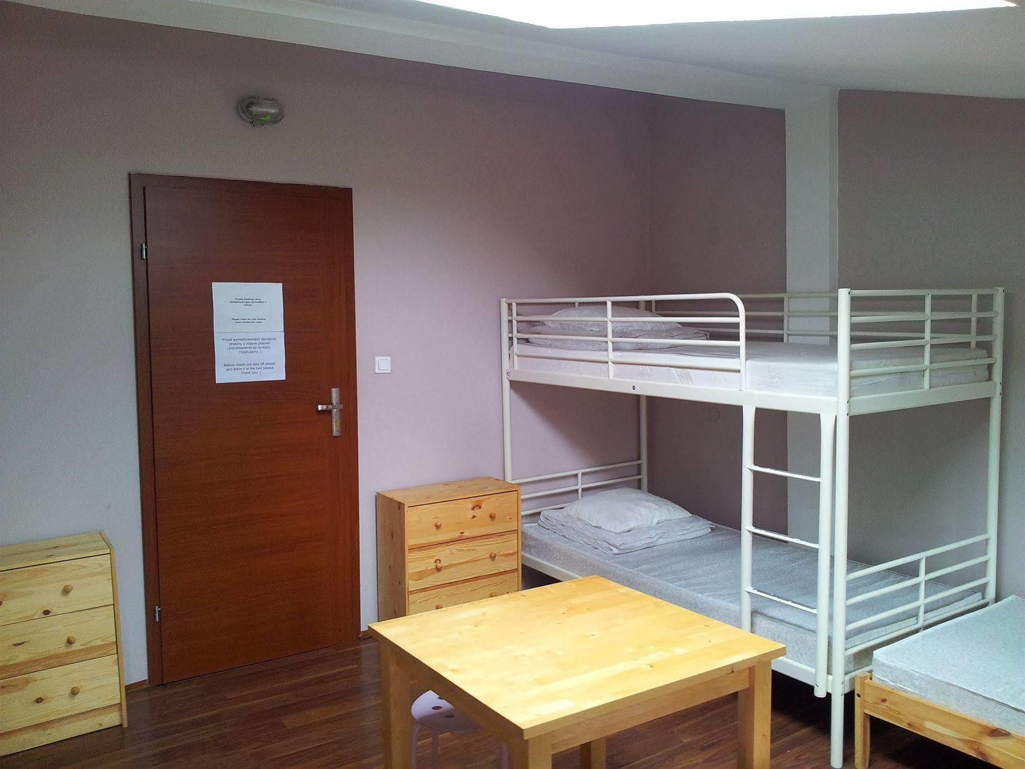 Hostel Fabryka 바르샤바 외부 사진