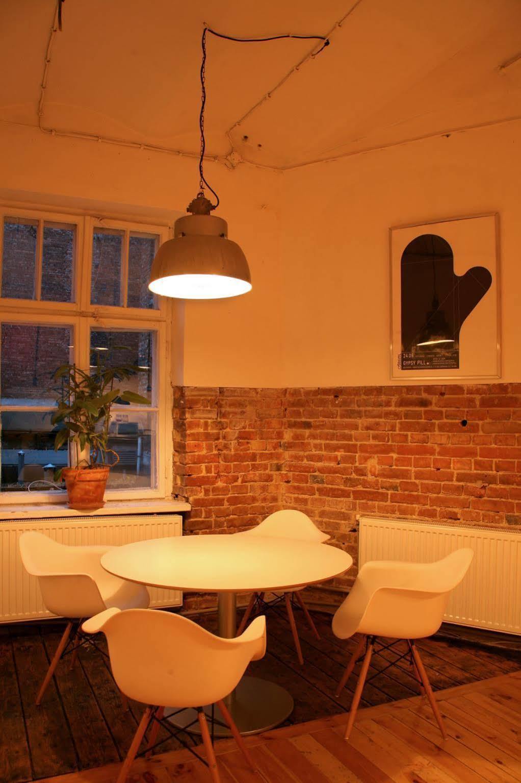 Hostel Fabryka 바르샤바 외부 사진
