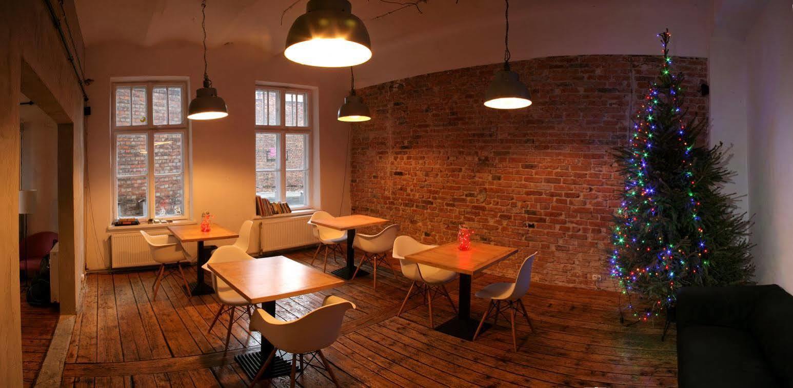 Hostel Fabryka 바르샤바 외부 사진